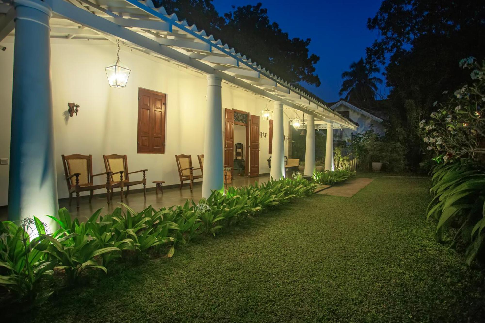 Dhyana Villa Ambalangoda  Kültér fotó